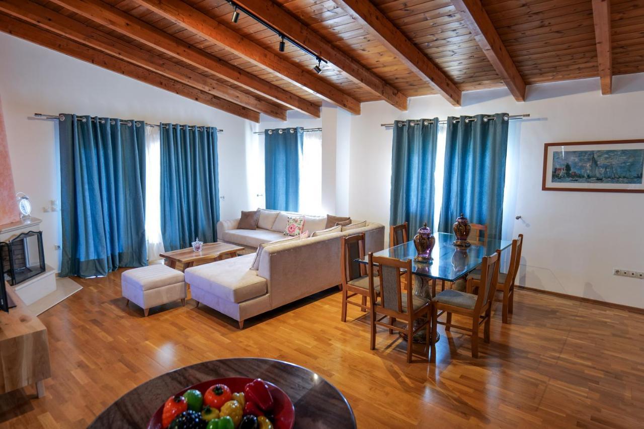 Bed and Breakfast Royal 1967 Himarë Exteriér fotografie