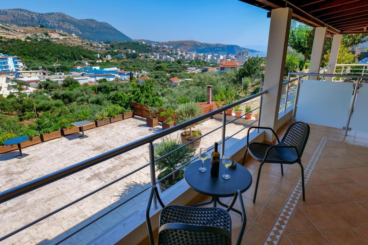 Bed and Breakfast Royal 1967 Himarë Exteriér fotografie