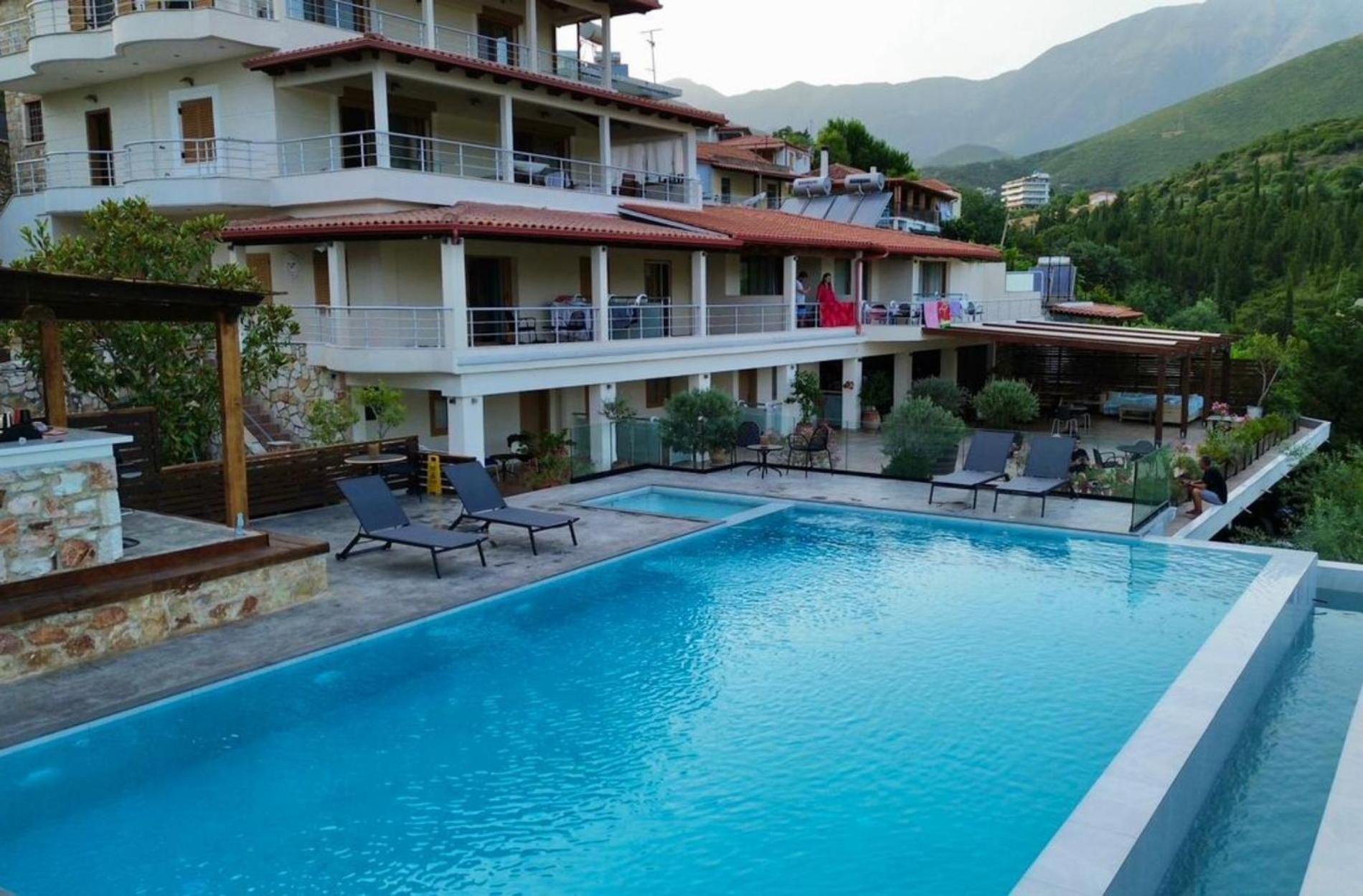 Bed and Breakfast Royal 1967 Himarë Exteriér fotografie